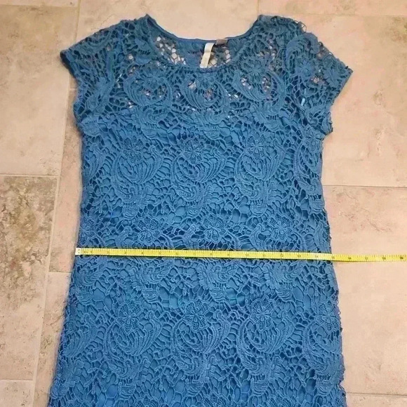 LC Lauren Conrad Crochet Dress - Picture 5 of 10